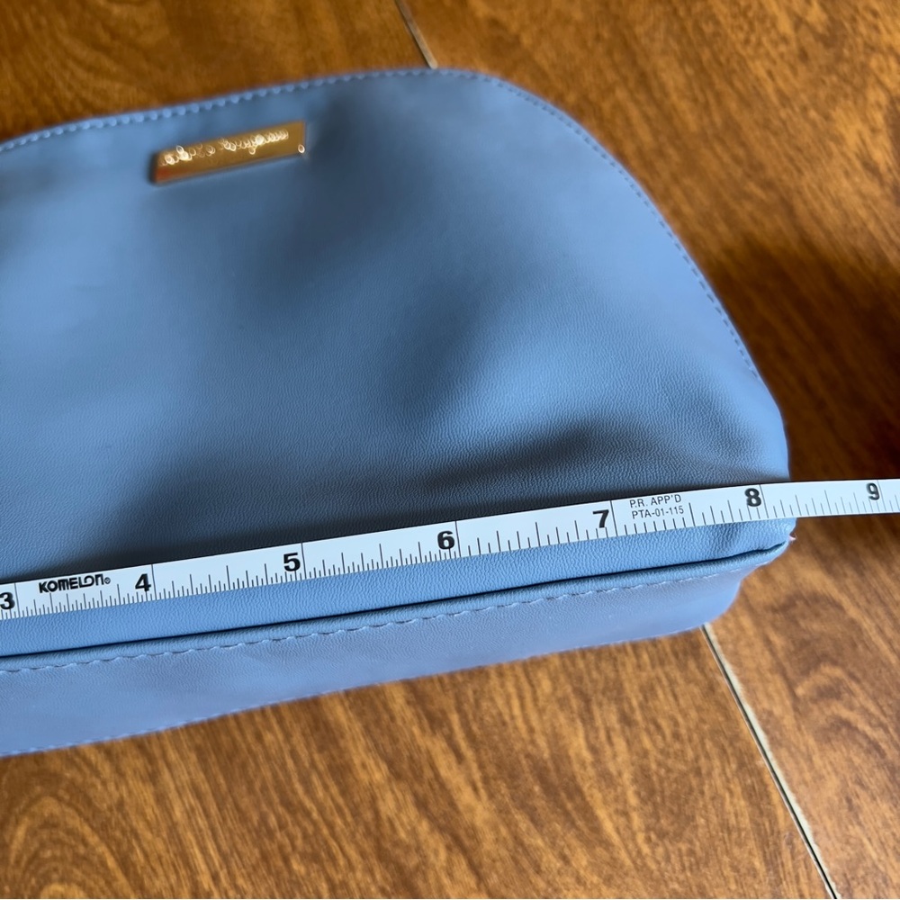 Salvatore Ferragamo Blue Faux Leather Turkish Airline Zip Closure Makeup Pouch - Picture 7 of 9